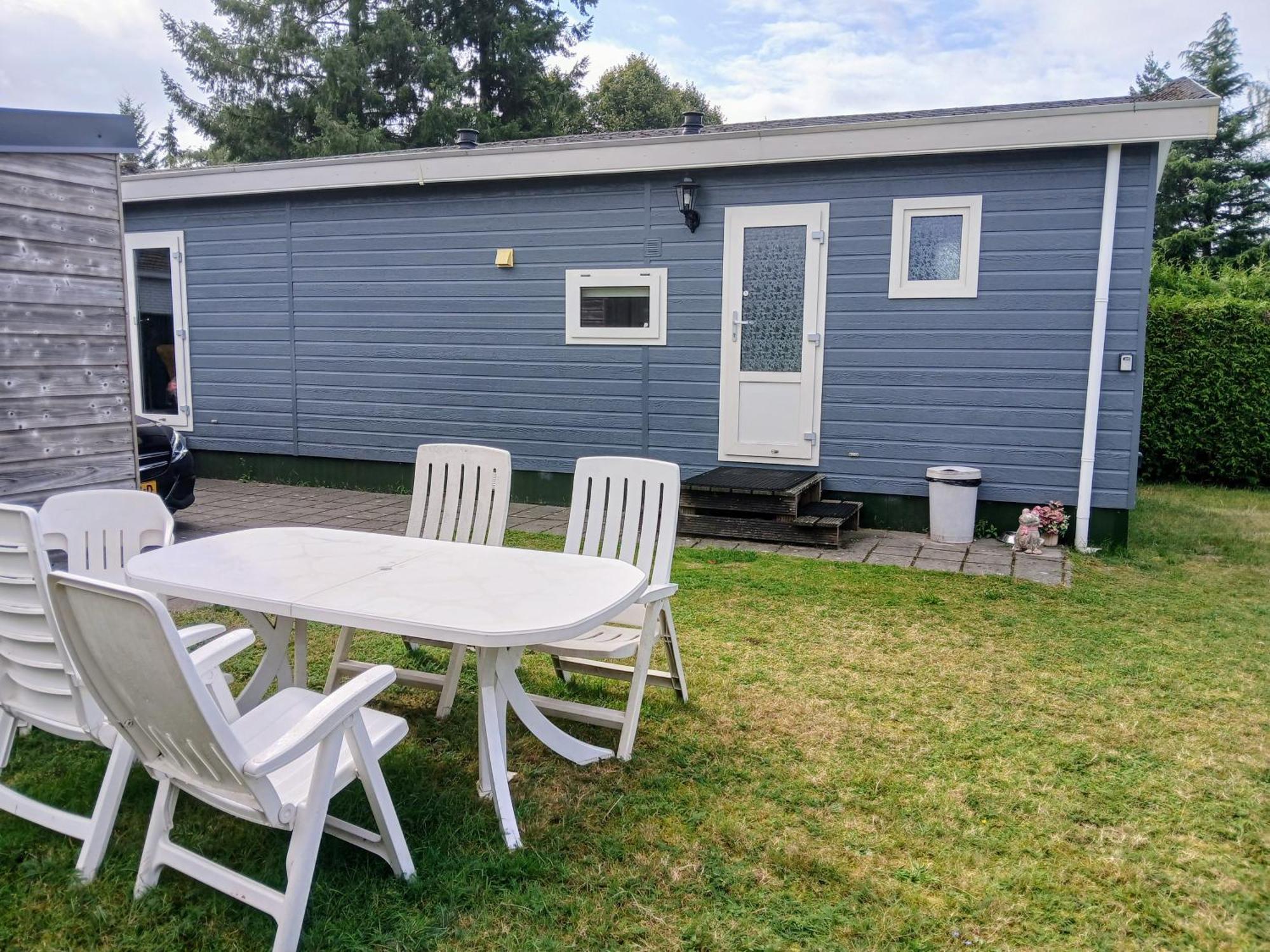 Chalet De Putter In Putten Krachtighuizen Eksteriør billede